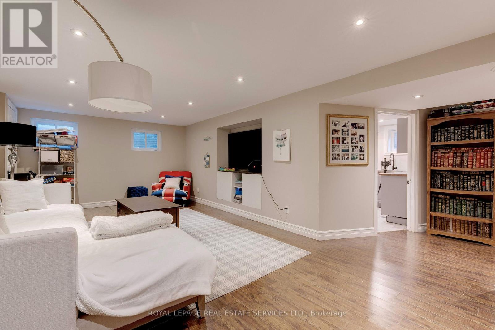 297 Sunset Drive, Oakville, Ontario  L6L 3M5 - Photo 27 - W12503310