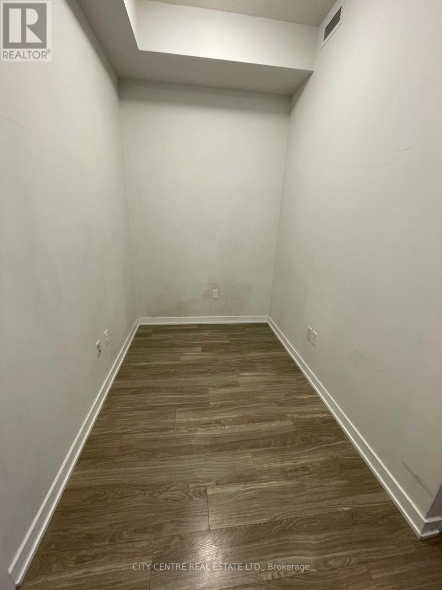 609 - 4085 Parkside Village Drive, Mississauga, Ontario  L5B 0K9 - Photo 4 - W12503314