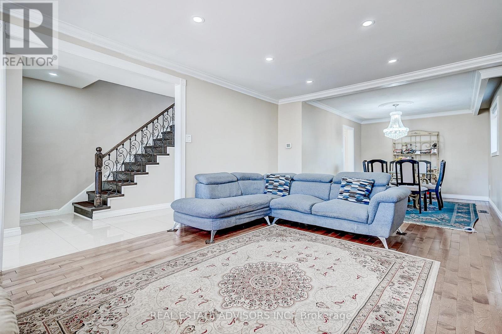 1228 JANE STREET N, Toronto, Ontario