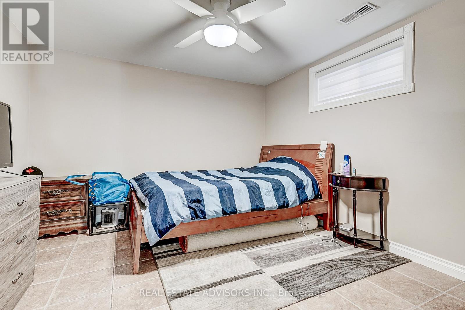 1228 Jane Street N, Toronto, Ontario  M6M 4X7 - Photo 12 - W12503324