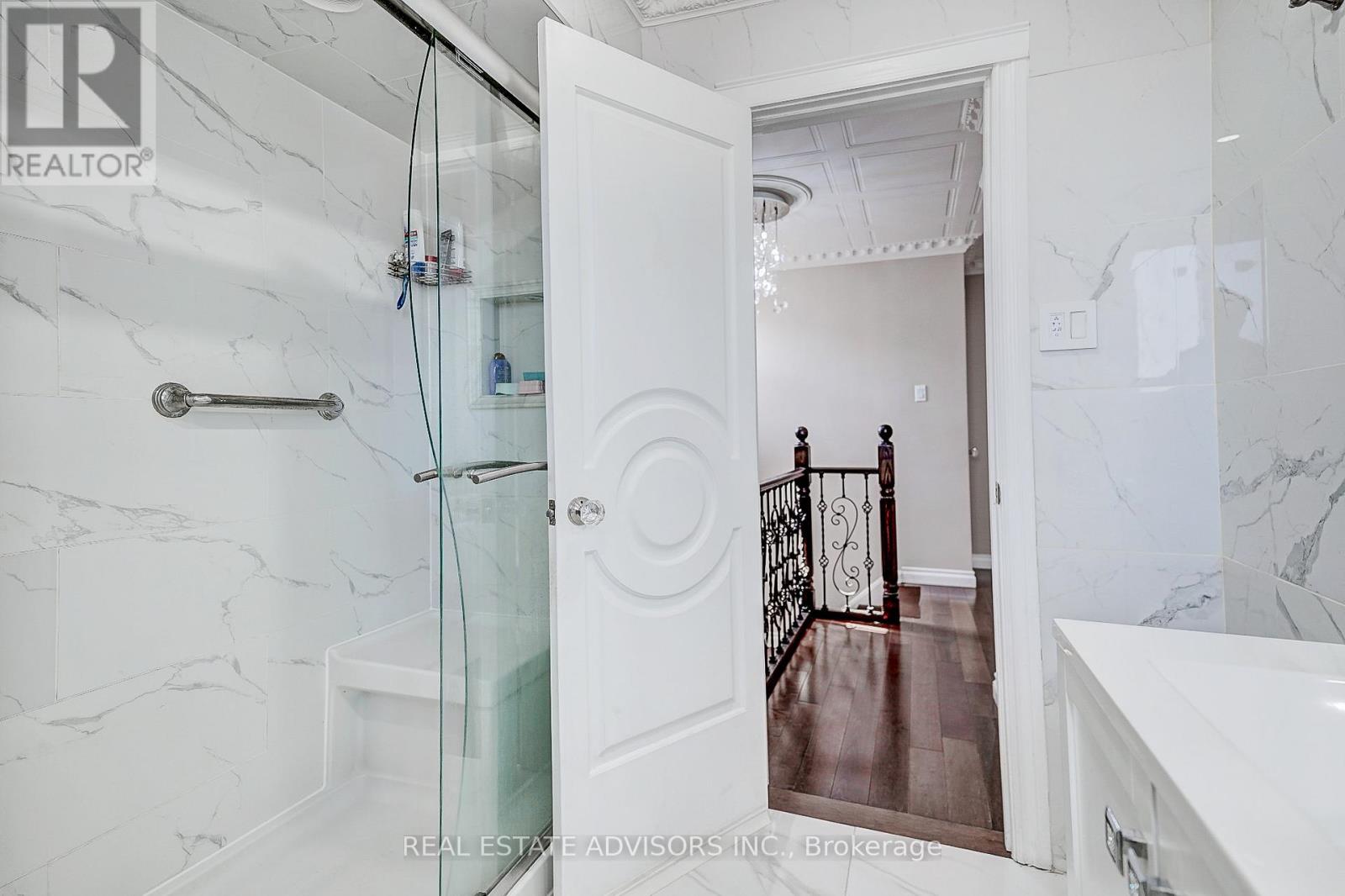 1228 Jane Street N, Toronto, Ontario  M6M 4X7 - Photo 18 - W12503324