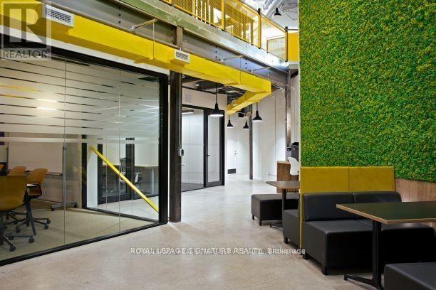 1b - 2115 South Service Road W, Oakville, Ontario  L6L 5W2 - Photo 5 - W12503346