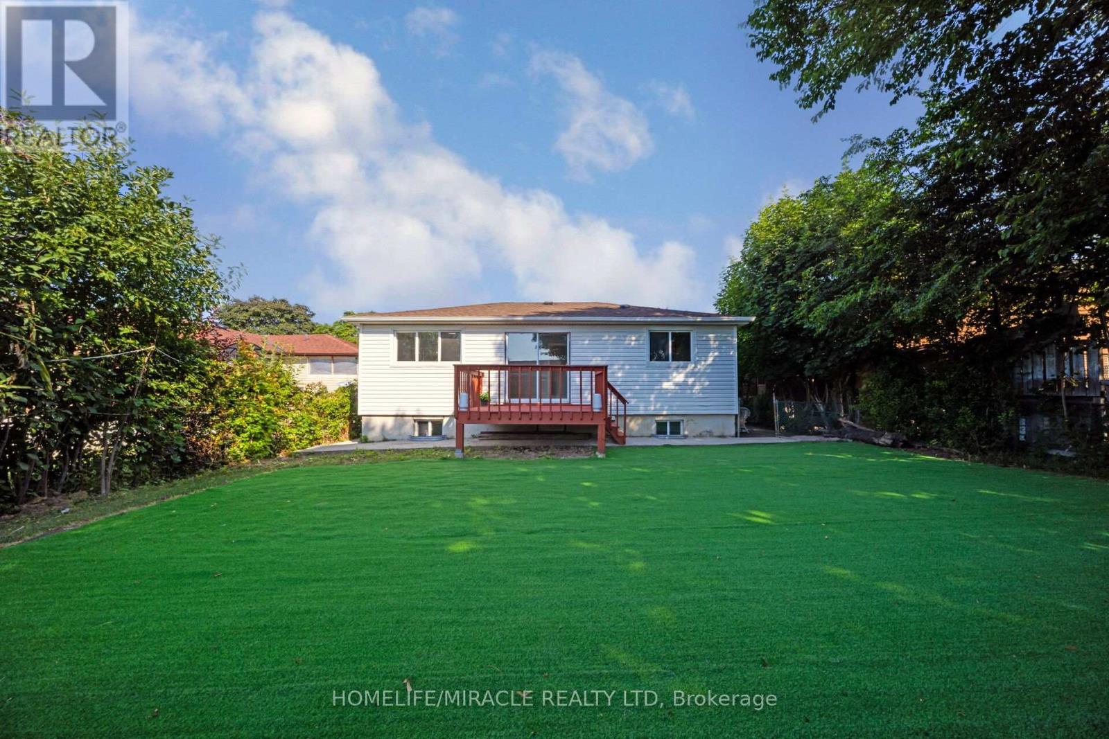 3777 Woodruff Crescent, Mississauga, Ontario  L4T 1T8 - Photo 45 - W12503348