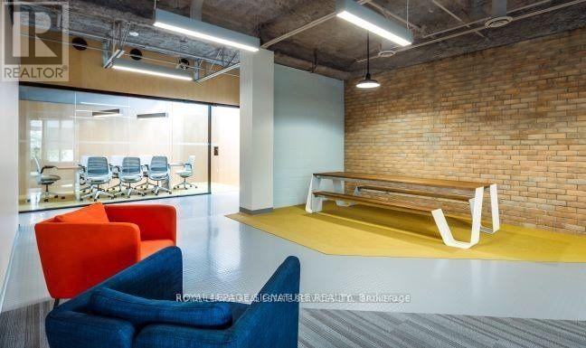 1a - 2115 South Service Road W, Oakville, Ontario  L6L 5W2 - Photo 9 - W12503356