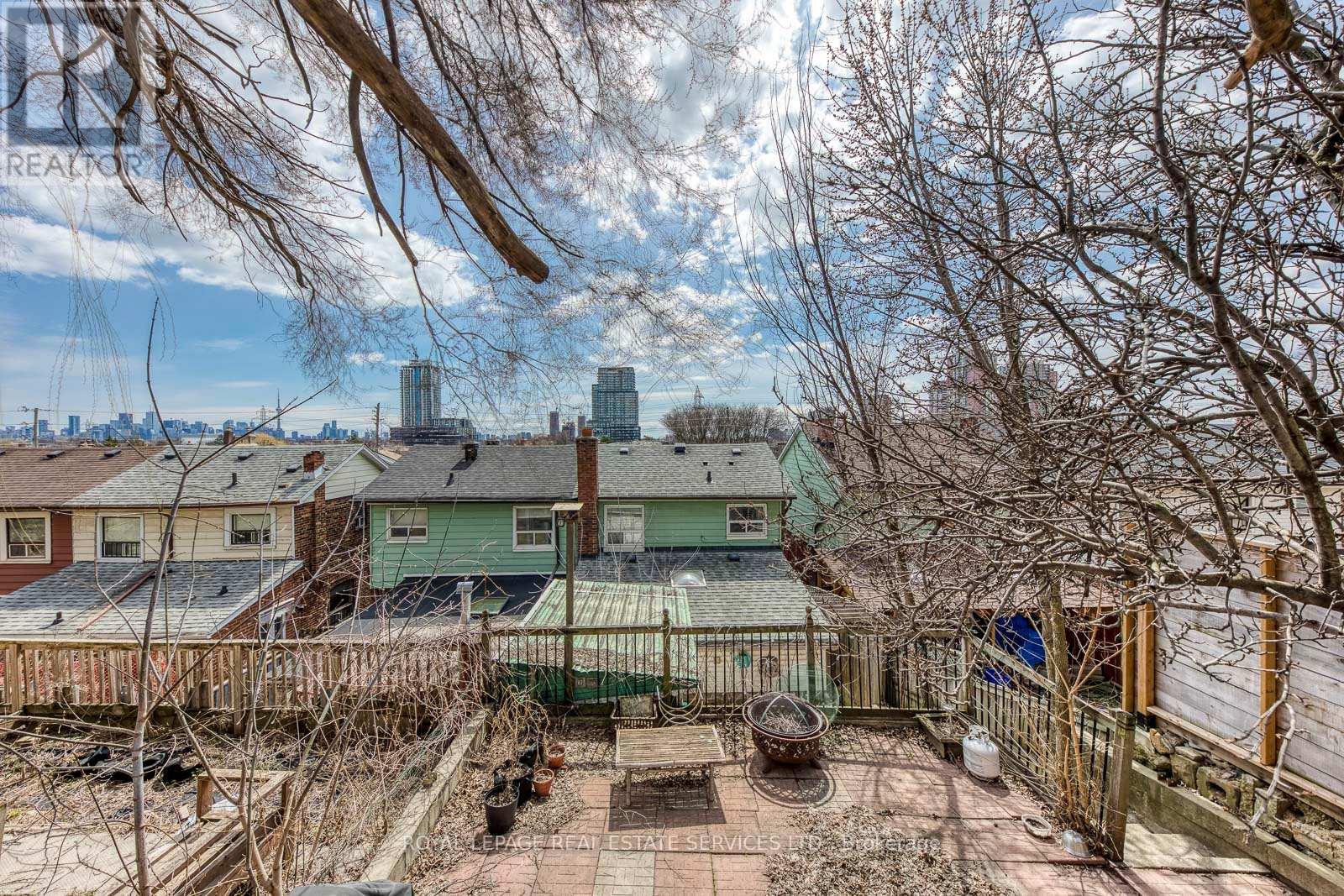 1516 Davenport Road, Toronto, Ontario  M6H 2H8 - Photo 21 - W12503360