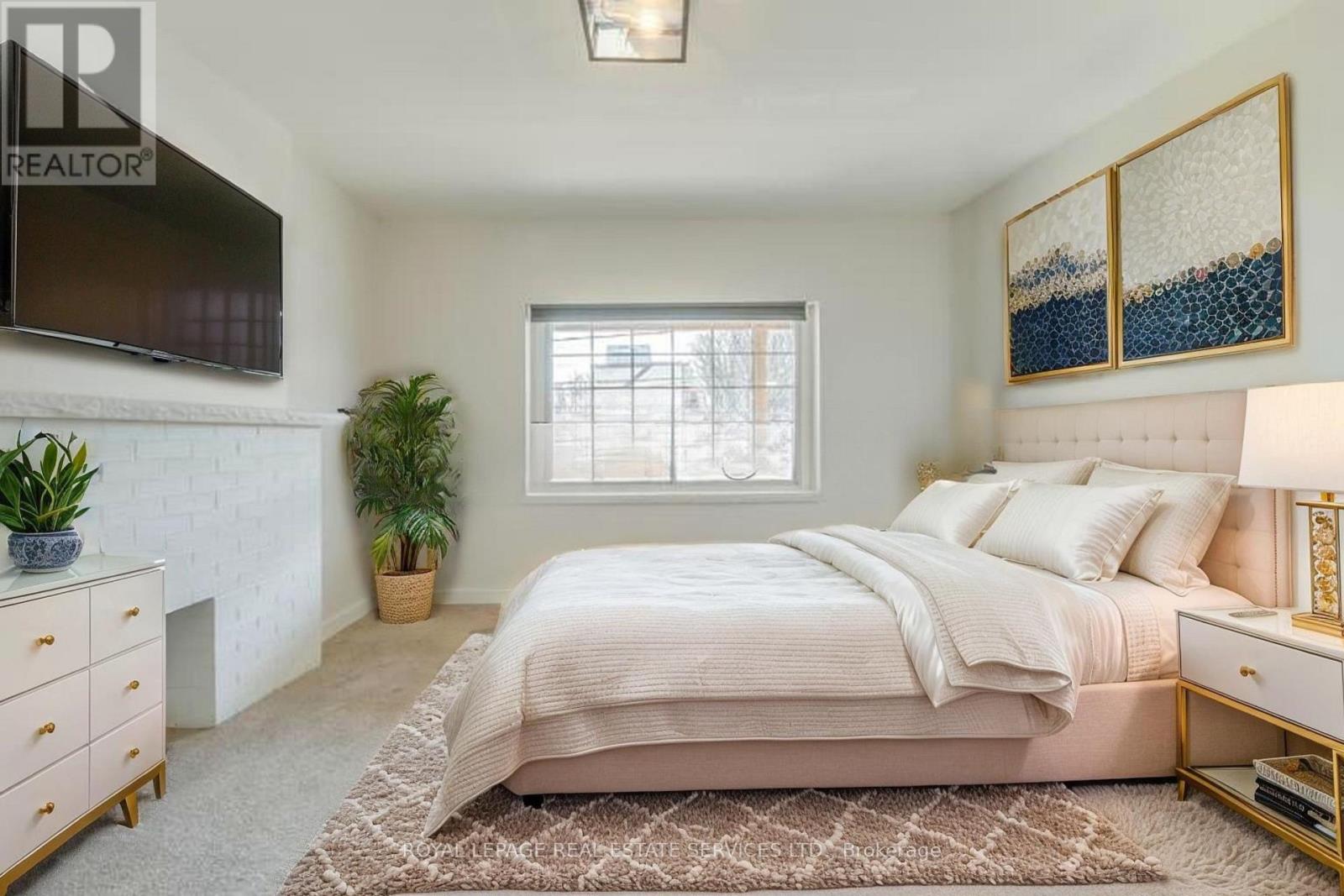 1516 Davenport Road, Toronto, Ontario  M6H 2H8 - Photo 8 - W12503360