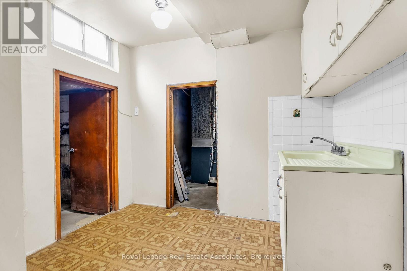 3032 Keele Street, Toronto, Ontario  M3M 2H4 - Photo 27 - W12503366