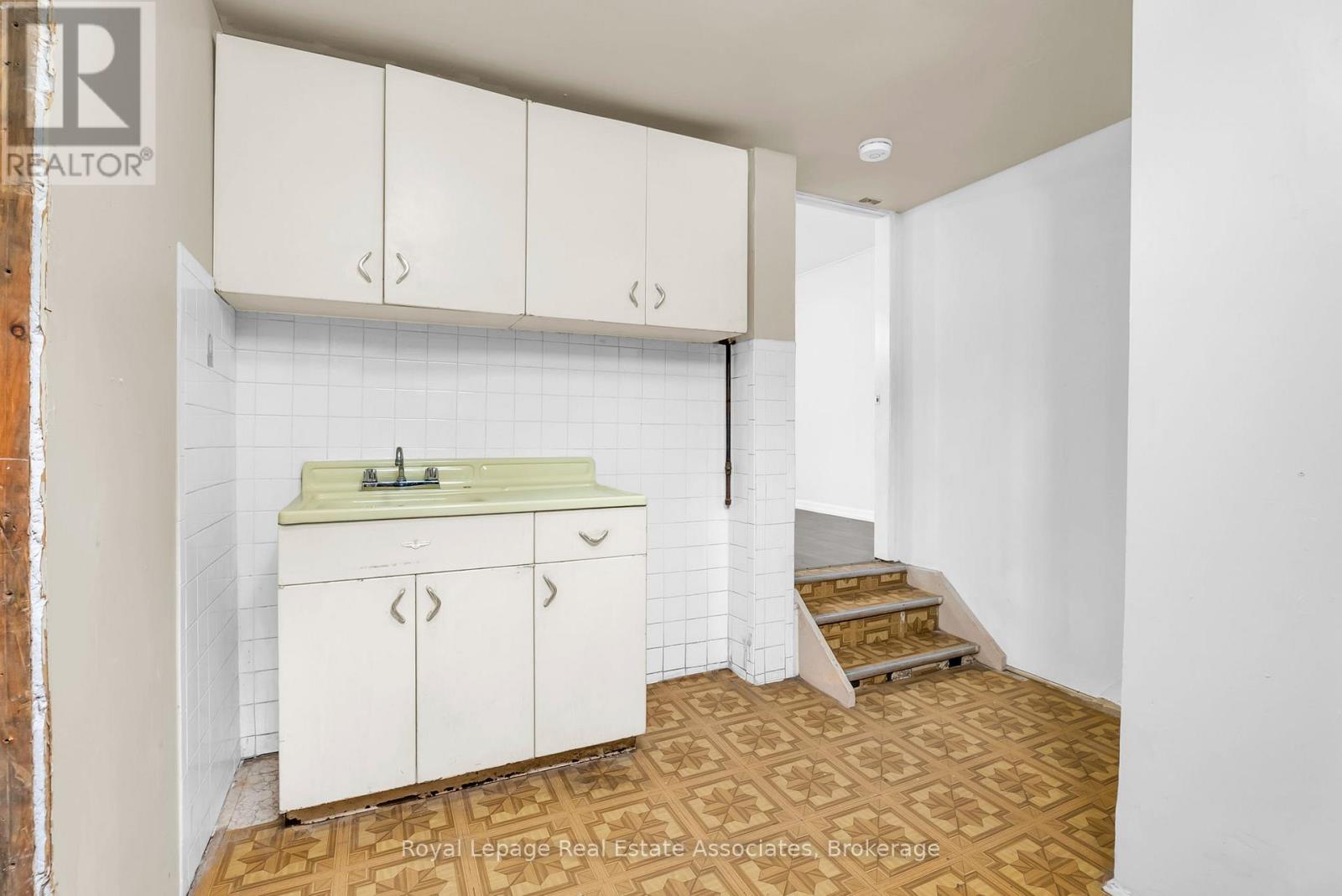 3032 Keele Street, Toronto, Ontario  M3M 2H4 - Photo 28 - W12503366