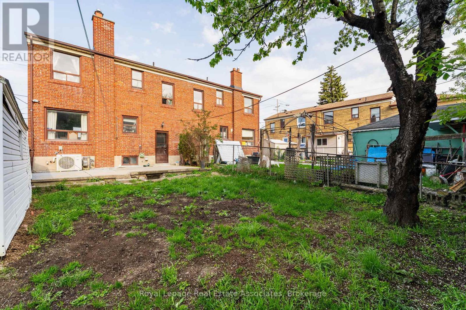 3032 Keele Street, Toronto, Ontario  M3M 2H4 - Photo 37 - W12503366