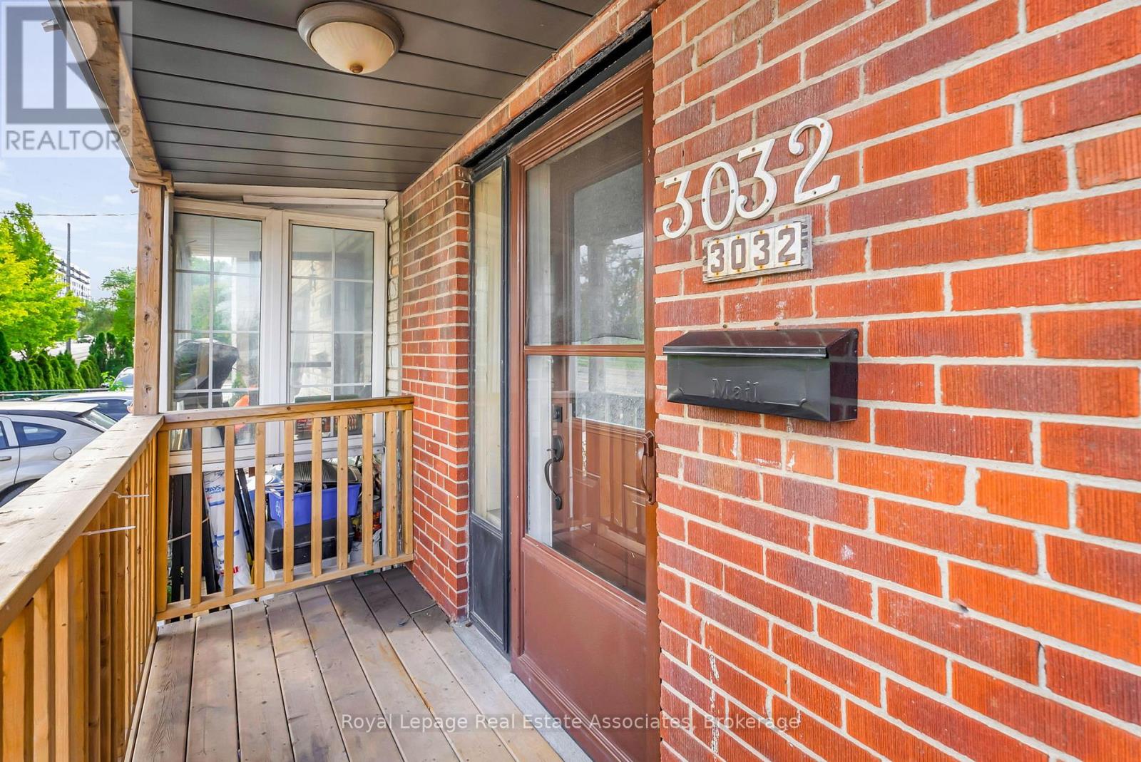 3032 Keele Street, Toronto, Ontario  M3M 2H4 - Photo 4 - W12503366