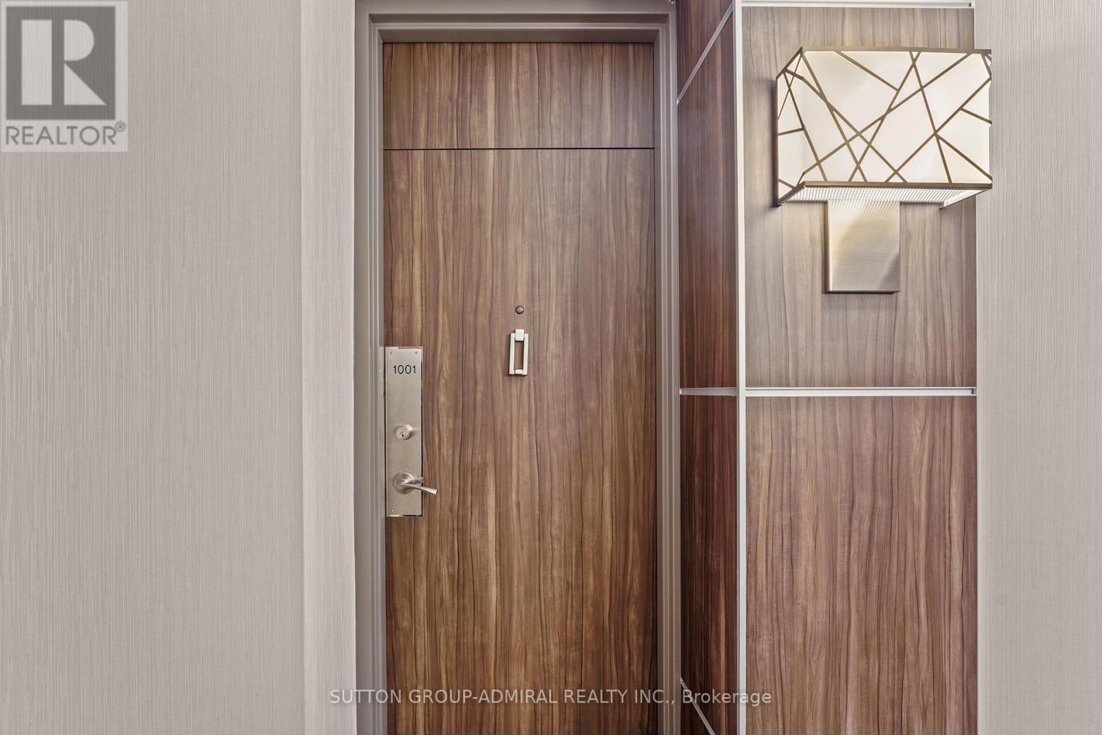 1001 - 270 Scarlett Road, Toronto (Rockcliffe-Smythe), Ontario  M6N 4X7 - Photo 3 - W12503374