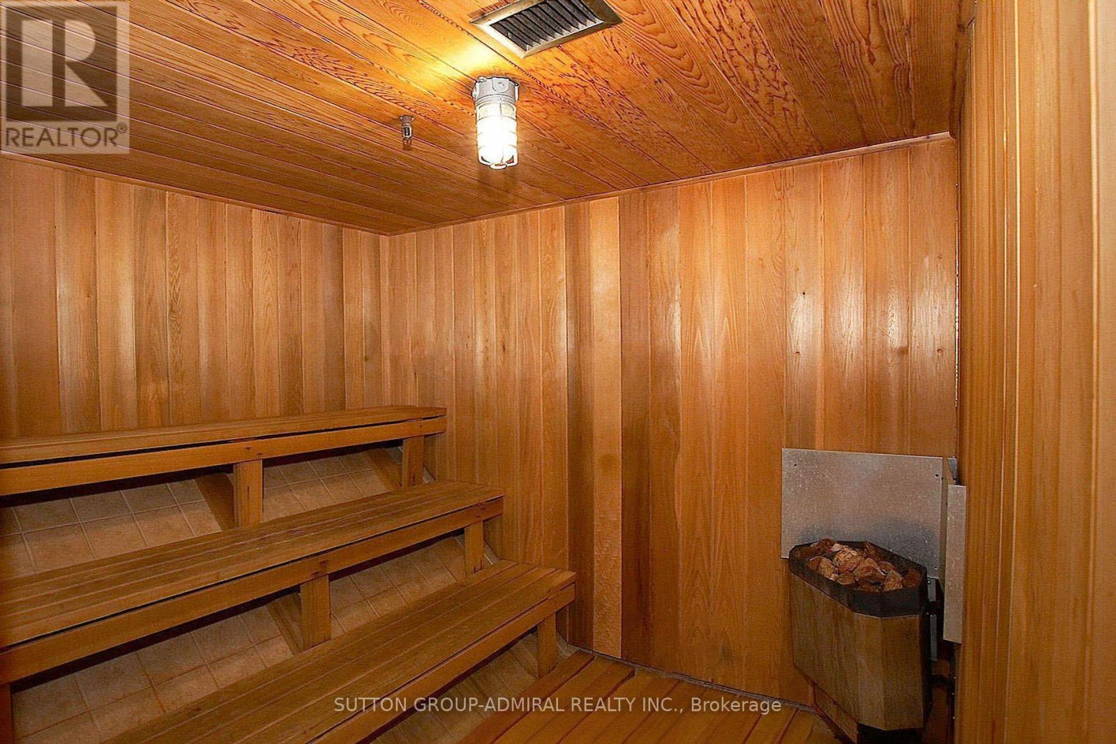 1001 - 270 Scarlett Road, Toronto (Rockcliffe-Smythe), Ontario  M6N 4X7 - Photo 45 - W12503374