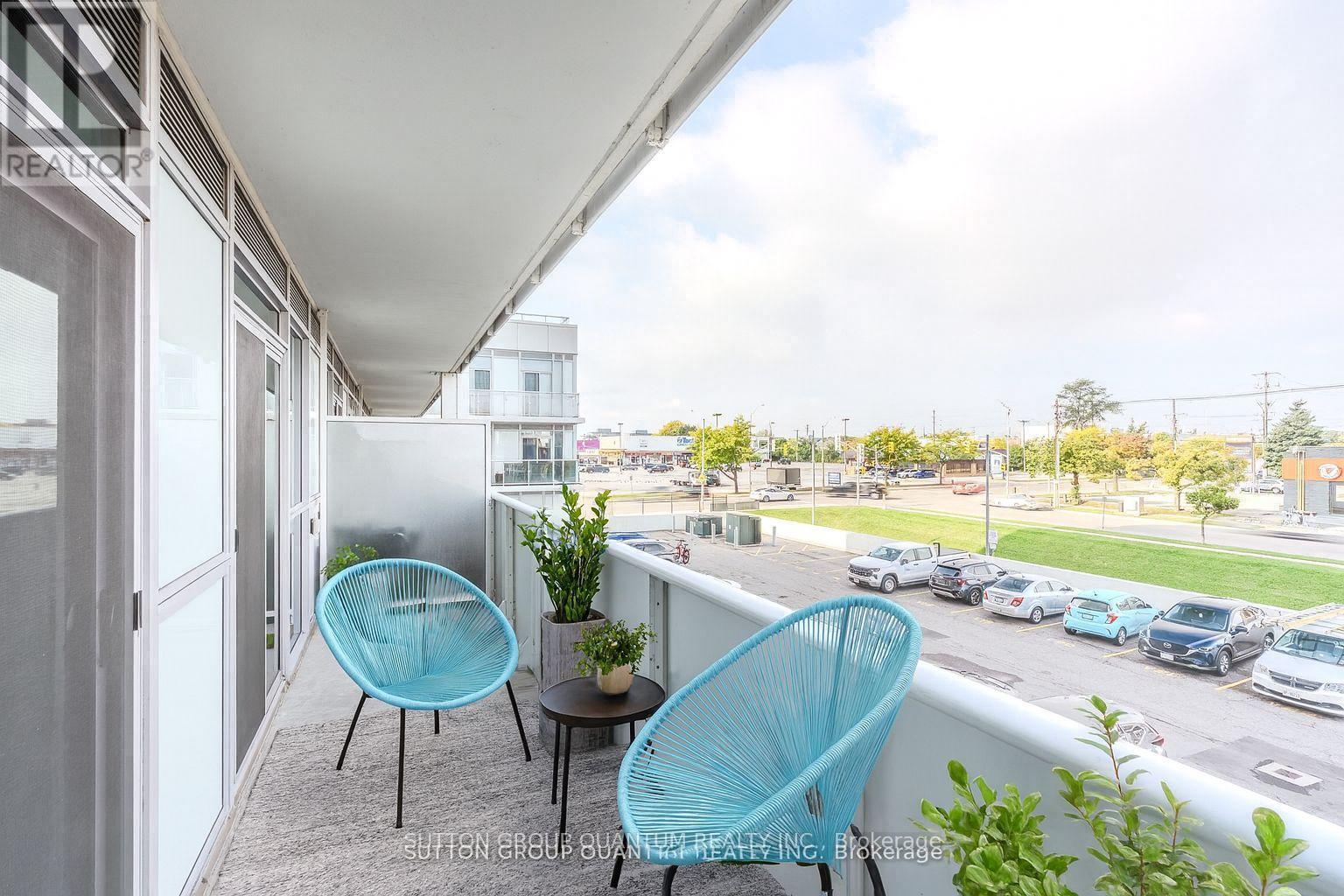 202 - 65 Speers Road, Oakville, Ontario  L6K 3V5 - Photo 14 - W12503436