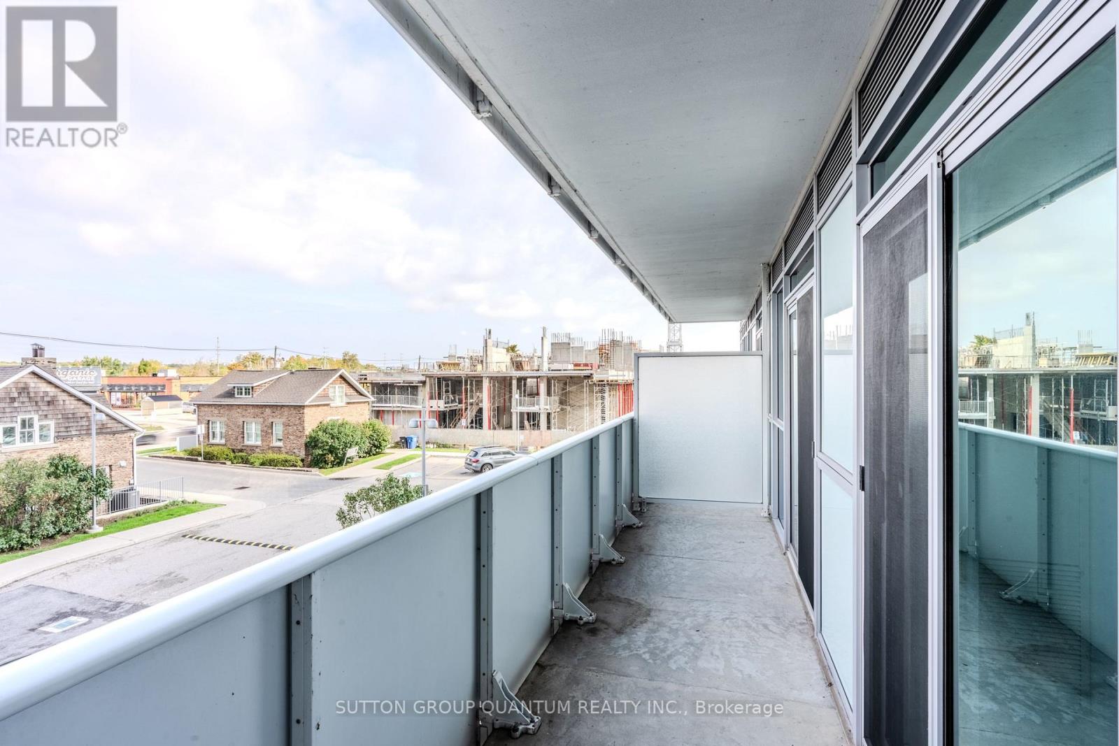 202 - 65 Speers Road, Oakville, Ontario  L6K 3V5 - Photo 15 - W12503436