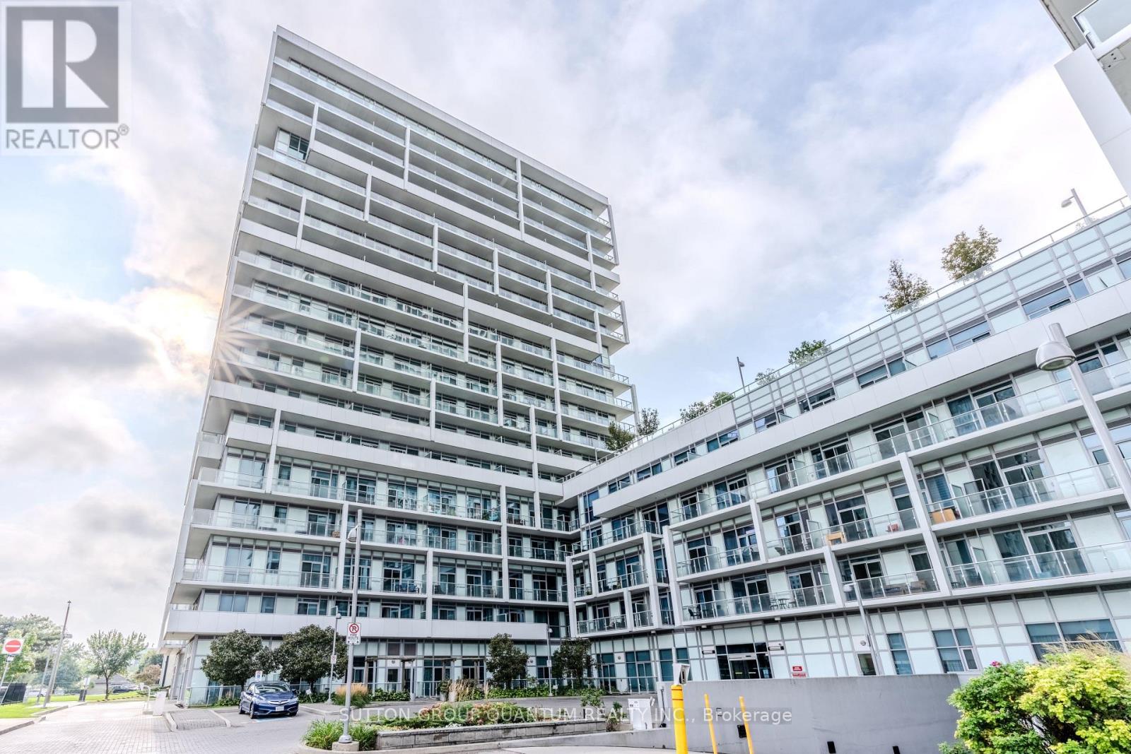 202 - 65 Speers Road, Oakville, Ontario  L6K 3V5 - Photo 17 - W12503436