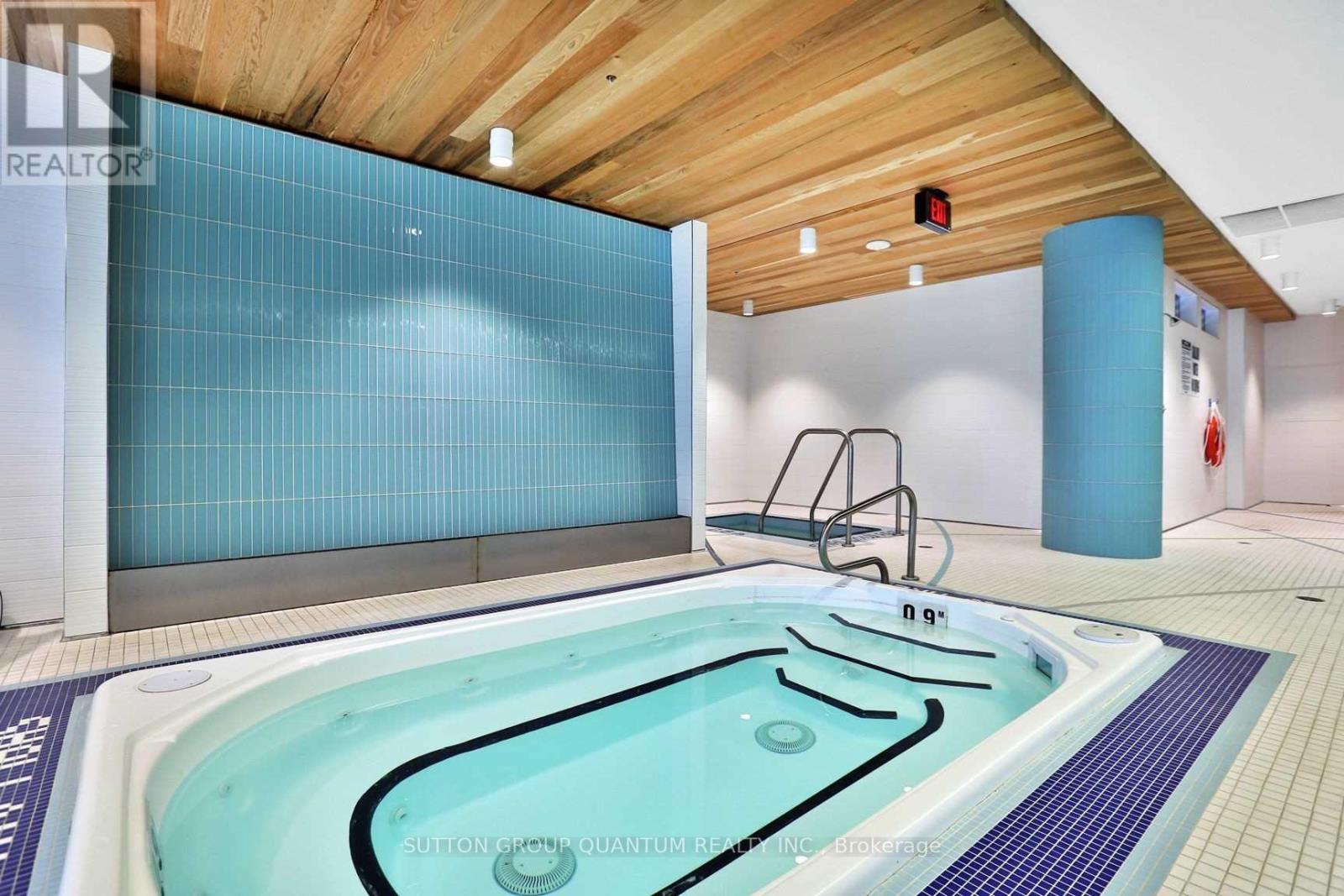 202 - 65 Speers Road, Oakville, Ontario  L6K 3V5 - Photo 19 - W12503436