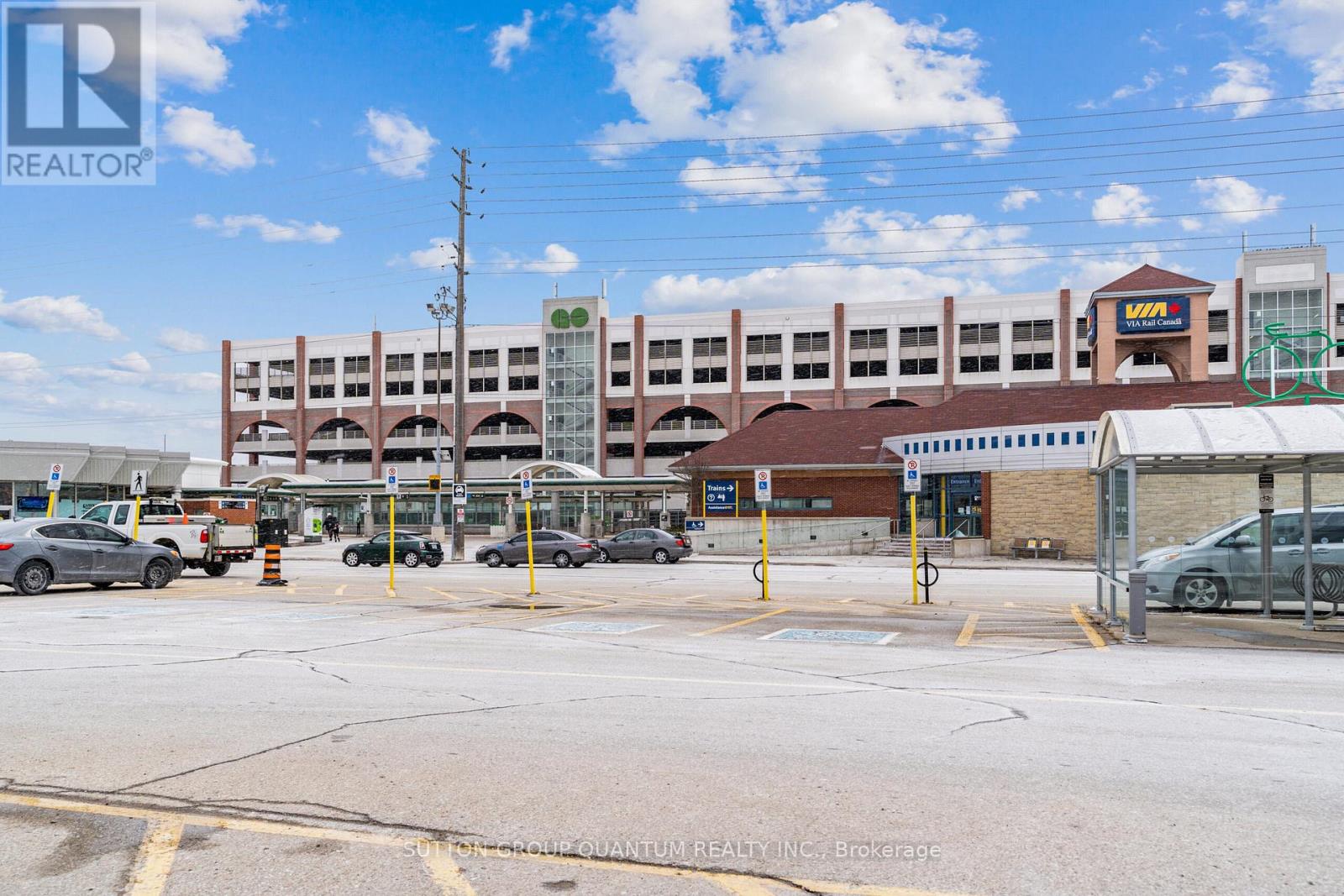 202 - 65 Speers Road, Oakville, Ontario  L6K 3V5 - Photo 28 - W12503436