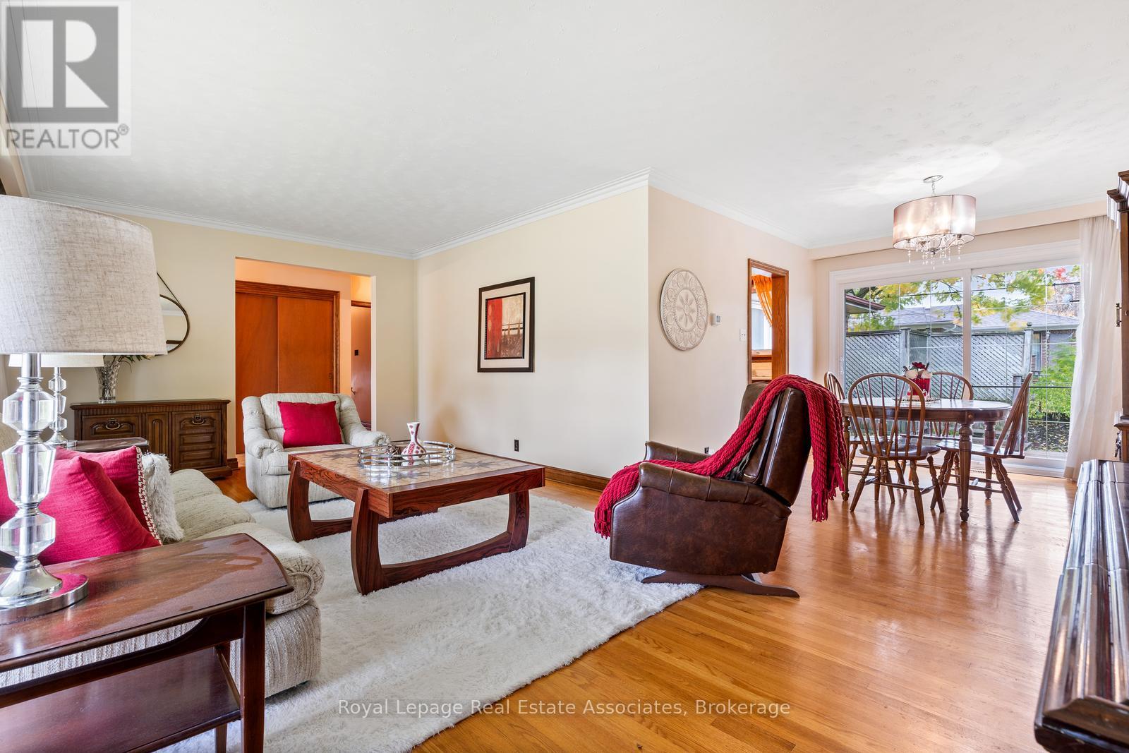 67 Breadner Drive, Toronto, Ontario  M9R 3M5 - Photo 5 - W12503462