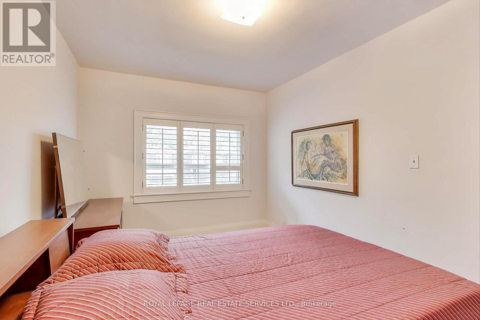 321 Willard Avenue, Toronto, Ontario  M6S 3R1 - Photo 19 - W12503464