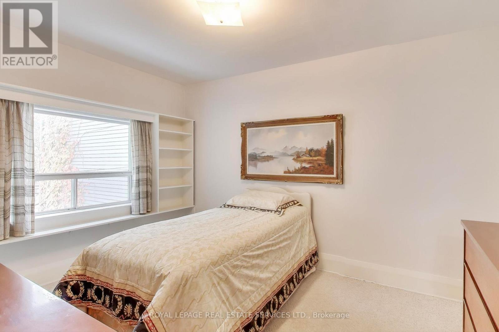 321 Willard Avenue, Toronto, Ontario  M6S 3R1 - Photo 21 - W12503464