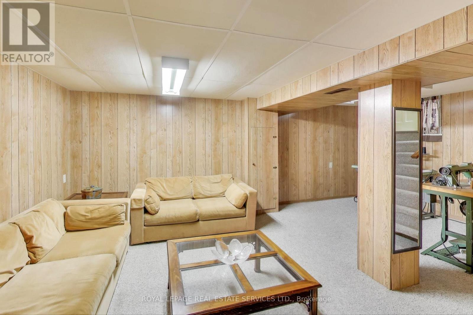 321 Willard Avenue, Toronto, Ontario  M6S 3R1 - Photo 29 - W12503464