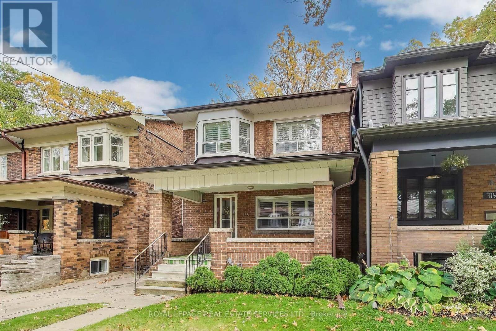 321 Willard Avenue, Toronto, Ontario  M6S 3R1 - Photo 3 - W12503464