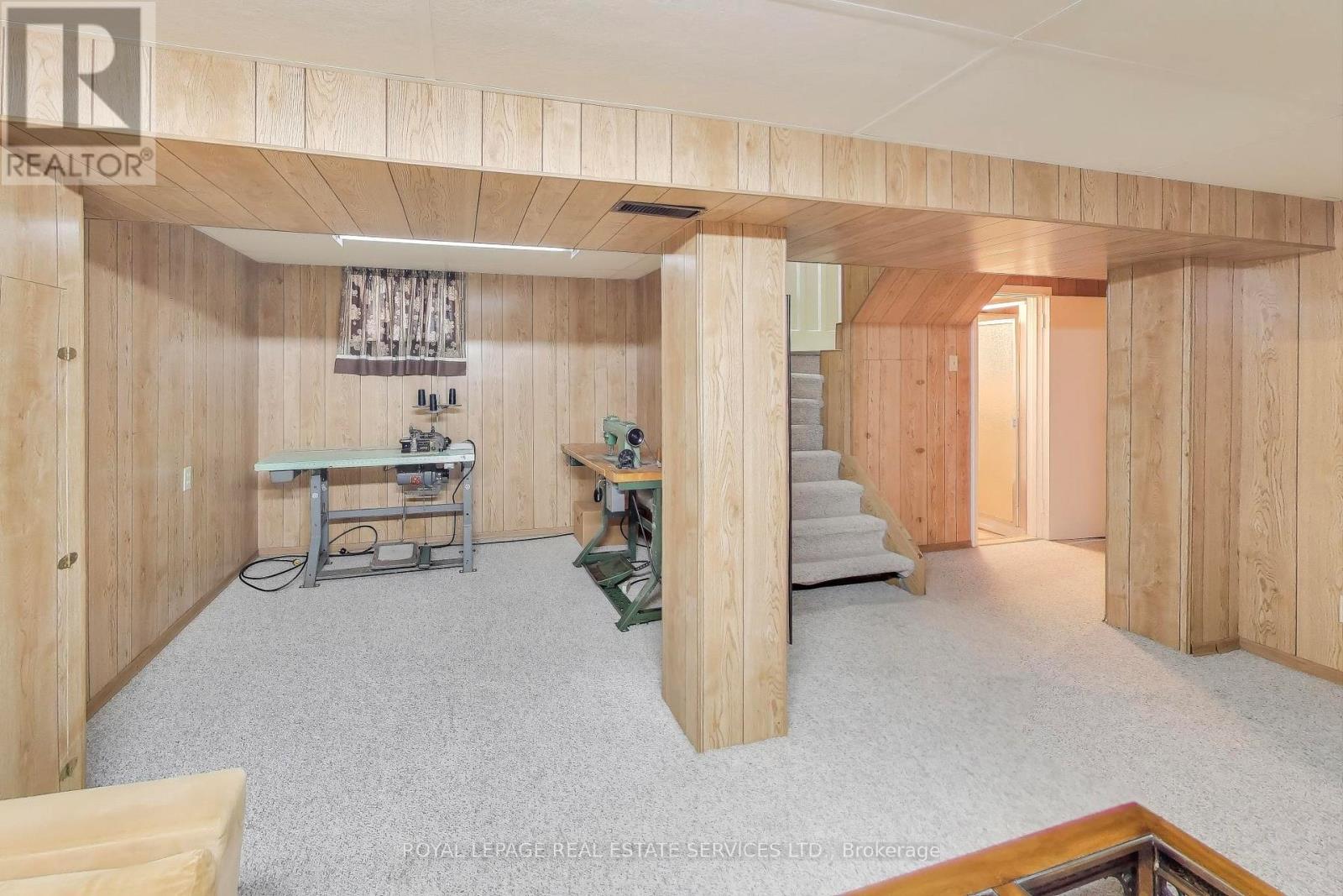 321 Willard Avenue, Toronto, Ontario  M6S 3R1 - Photo 31 - W12503464