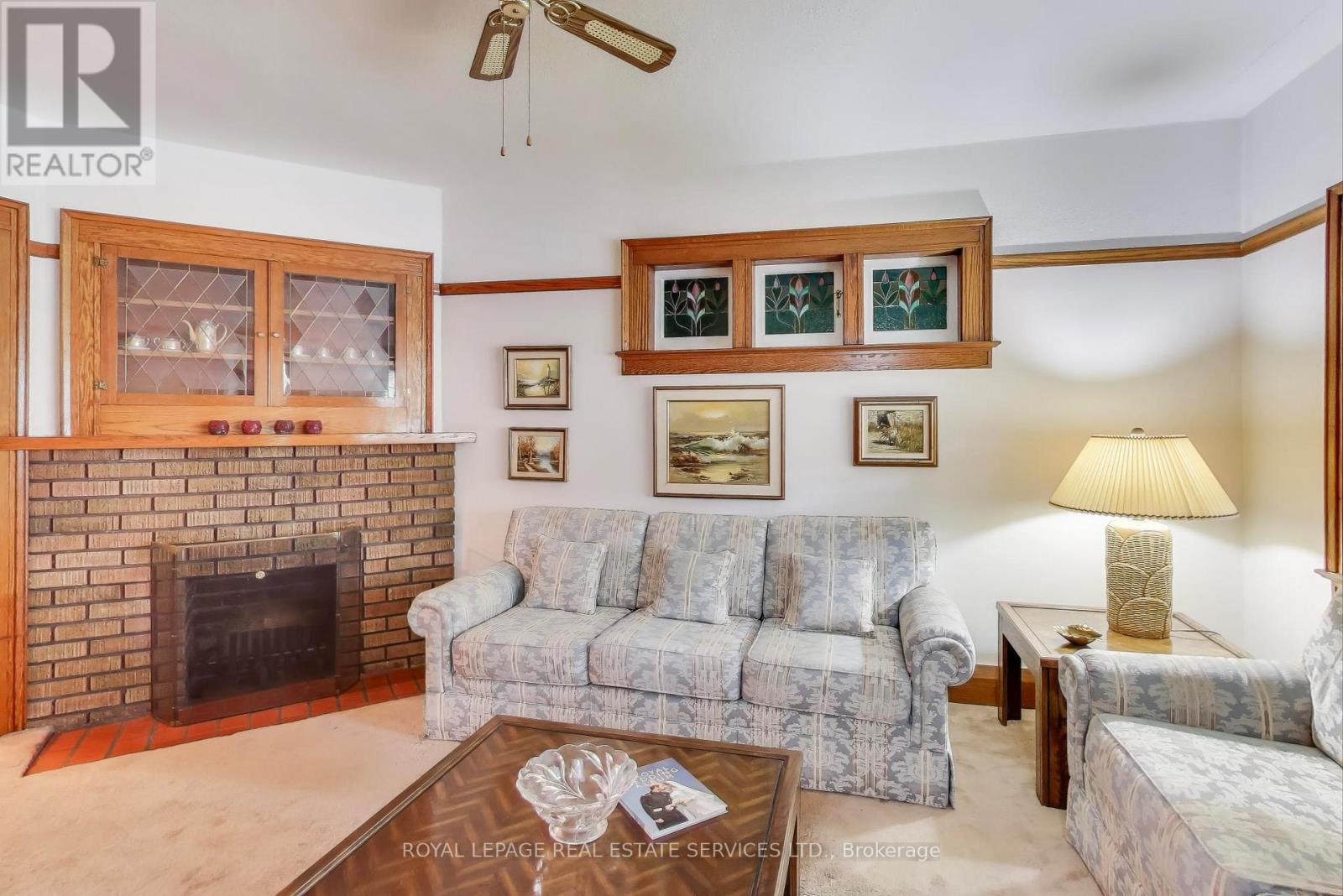 321 Willard Avenue, Toronto, Ontario  M6S 3R1 - Photo 8 - W12503464