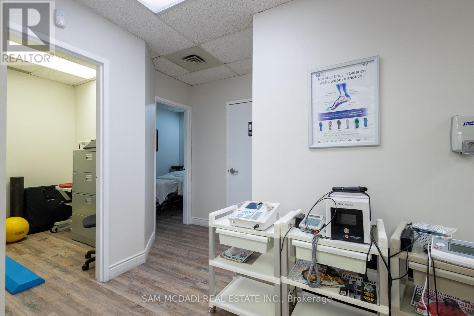 120 - 1060 Speers Road, Oakville, Ontario  L6L 2X4 - Photo 9 - W12503482