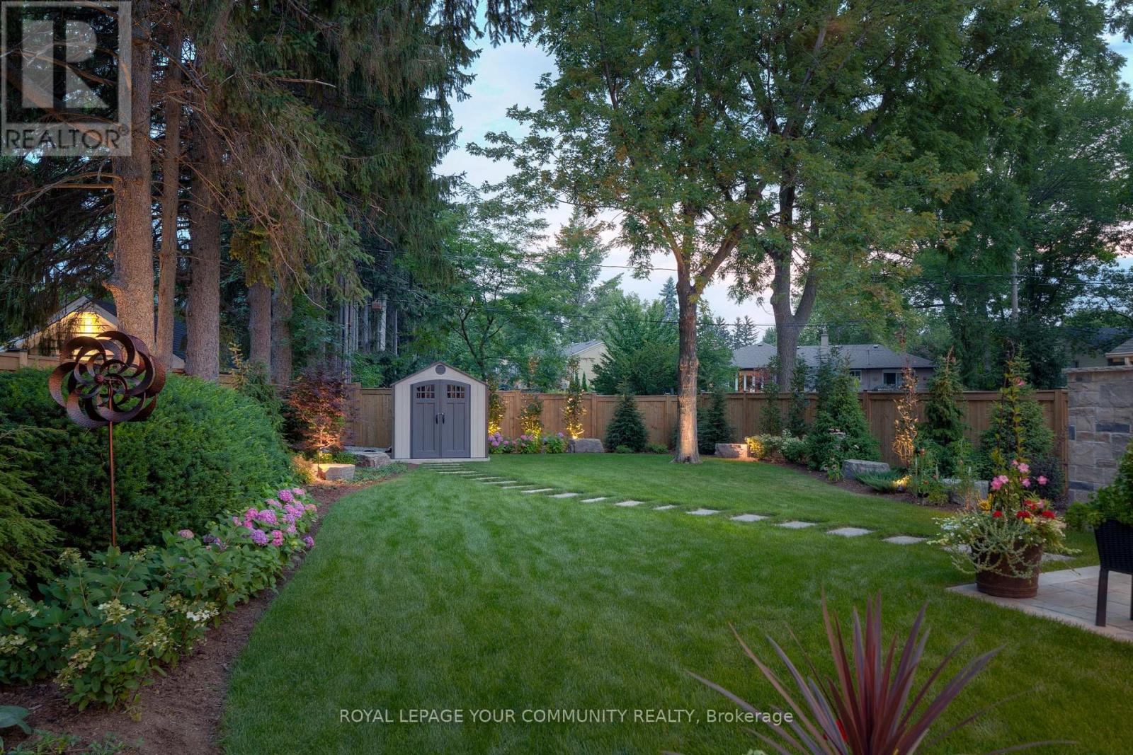 1551 Warland Road, Oakville, Ontario  L6L 1N4 - Photo 41 - W12503506