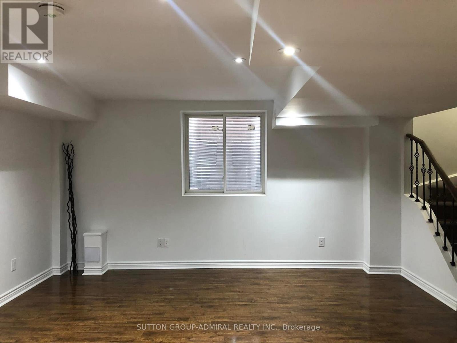 Basement - 39 Bassett Crescent, Brampton, Ontario  L6X 0E4 - Photo 14 - W12503508