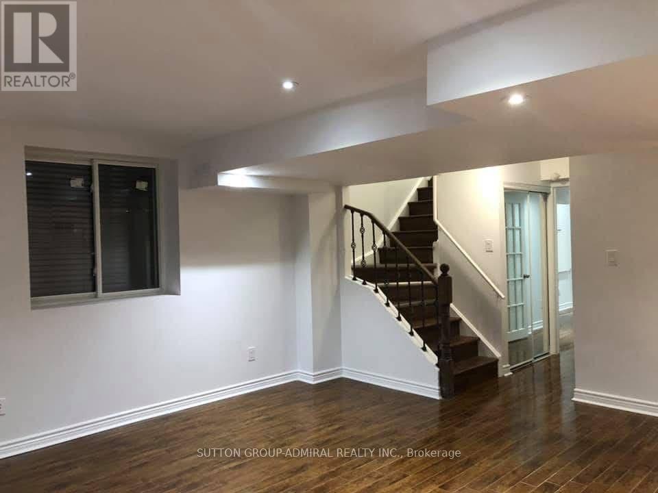 Basement - 39 Bassett Crescent, Brampton, Ontario  L6X 0E4 - Photo 9 - W12503508