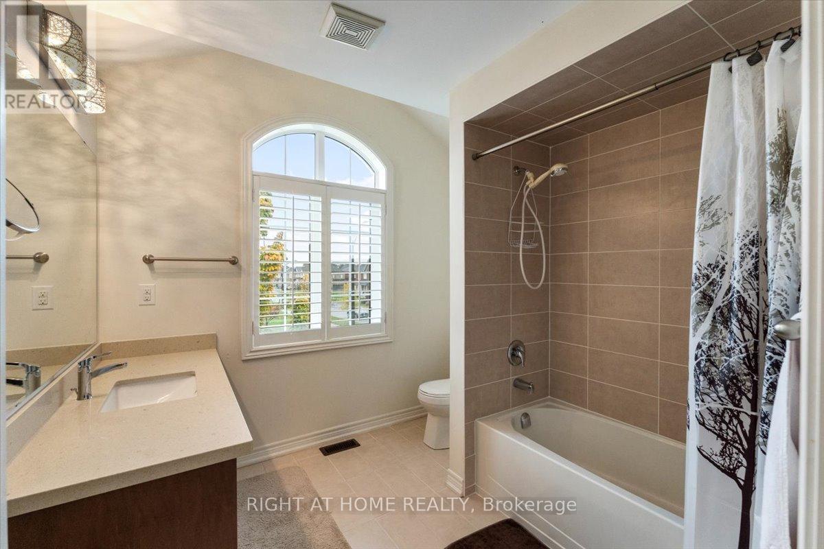 3229 Stoney Crescent N, Mississauga, Ontario  L5M 0V4 - Photo 18 - W12503516