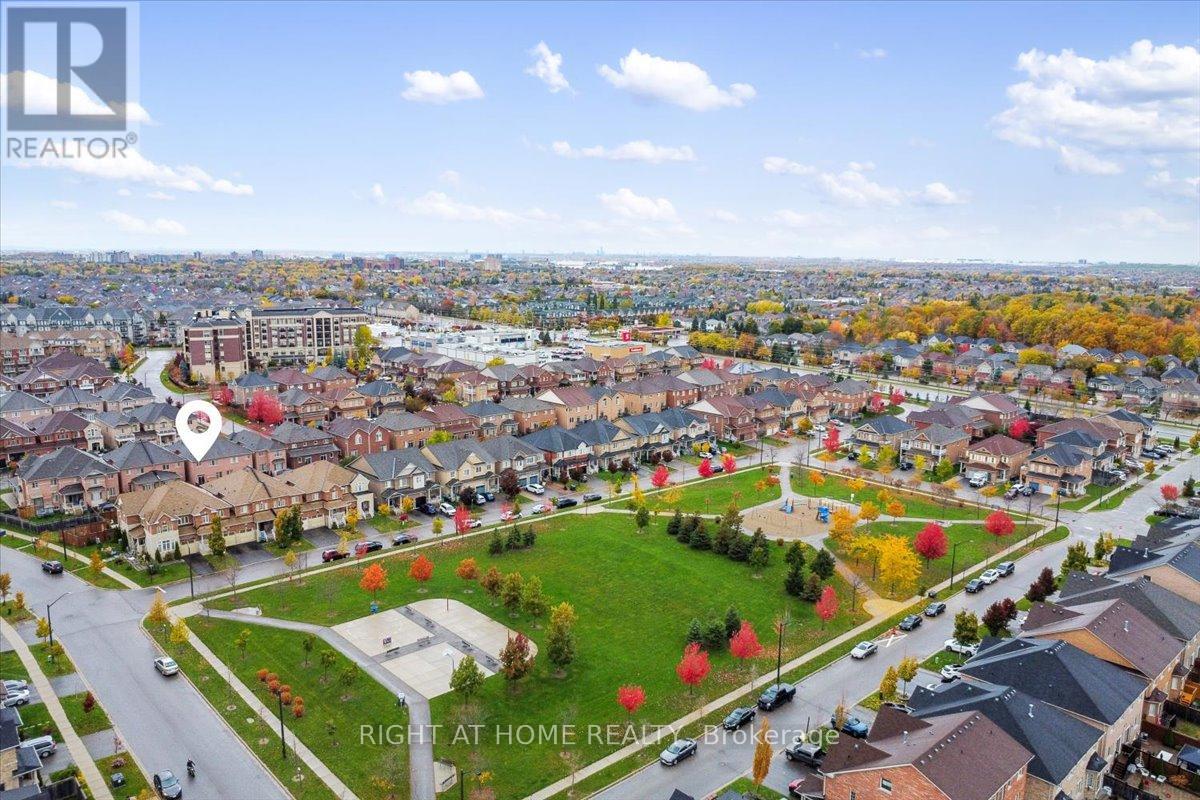 3229 Stoney Crescent N, Mississauga, Ontario  L5M 0V4 - Photo 29 - W12503516