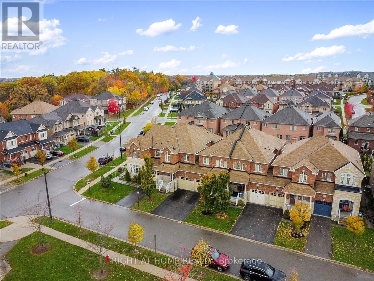 3229 Stoney Crescent N, Mississauga, Ontario  L5M 0V4 - Photo 32 - W12503516