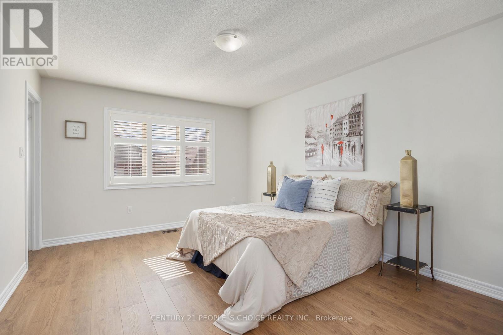 32 Frenchpark Circle, Brampton, Ontario  L6X 0Y6 - Photo 21 - W12503530