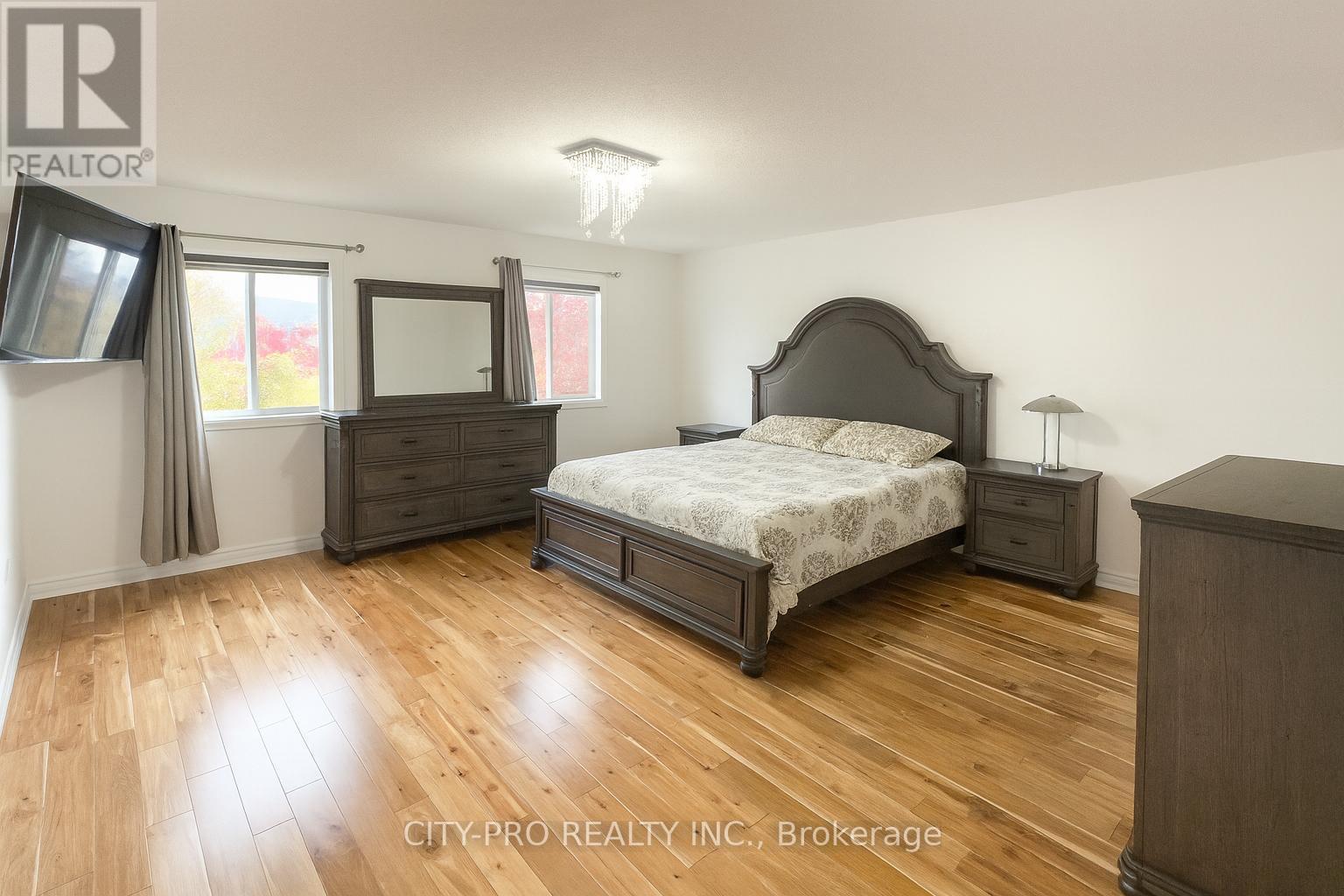 85 Bonistel Crescent, Brampton, Ontario  L7A 3H1 - Photo 19 - W12503554