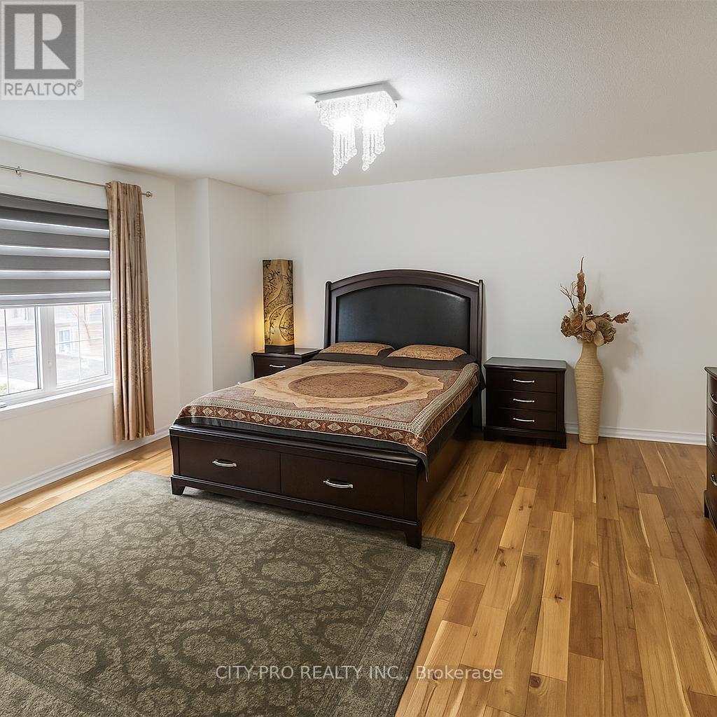 85 Bonistel Crescent, Brampton, Ontario  L7A 3H1 - Photo 25 - W12503554