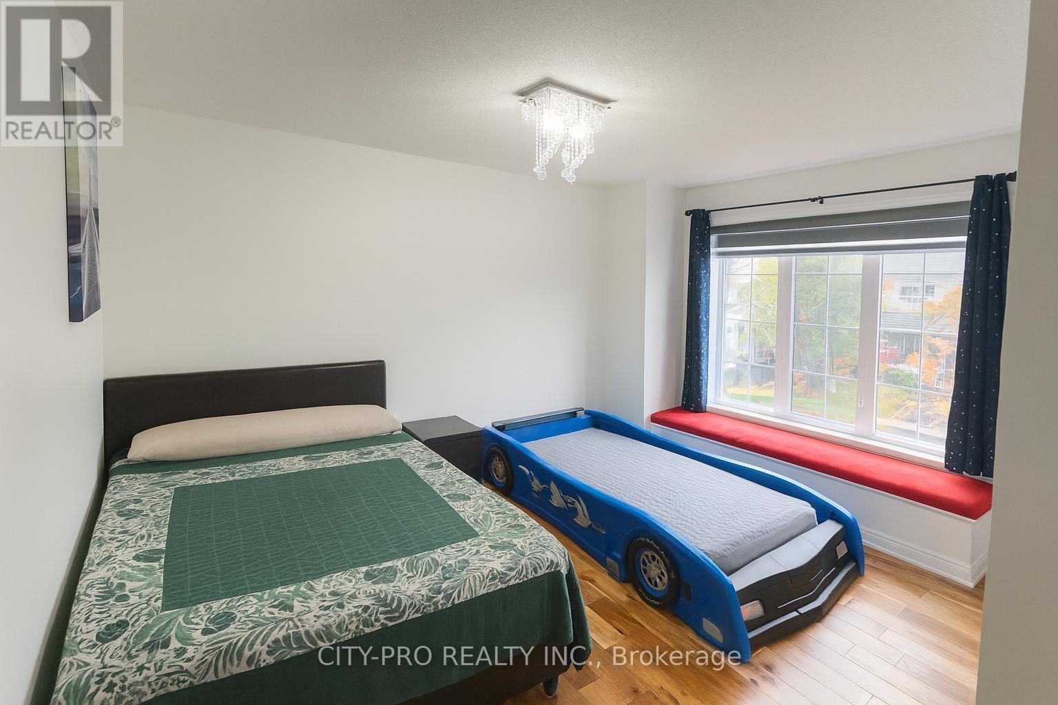 85 Bonistel Crescent, Brampton, Ontario  L7A 3H1 - Photo 27 - W12503554