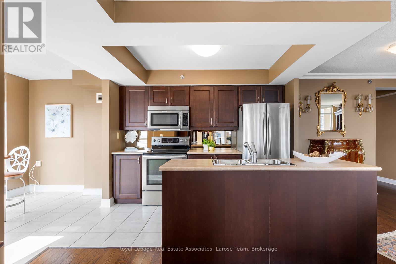 1607 - 3 Marine Parade Drive, Toronto, Ontario  M8V 3Z5 - Photo 9 - W12503560