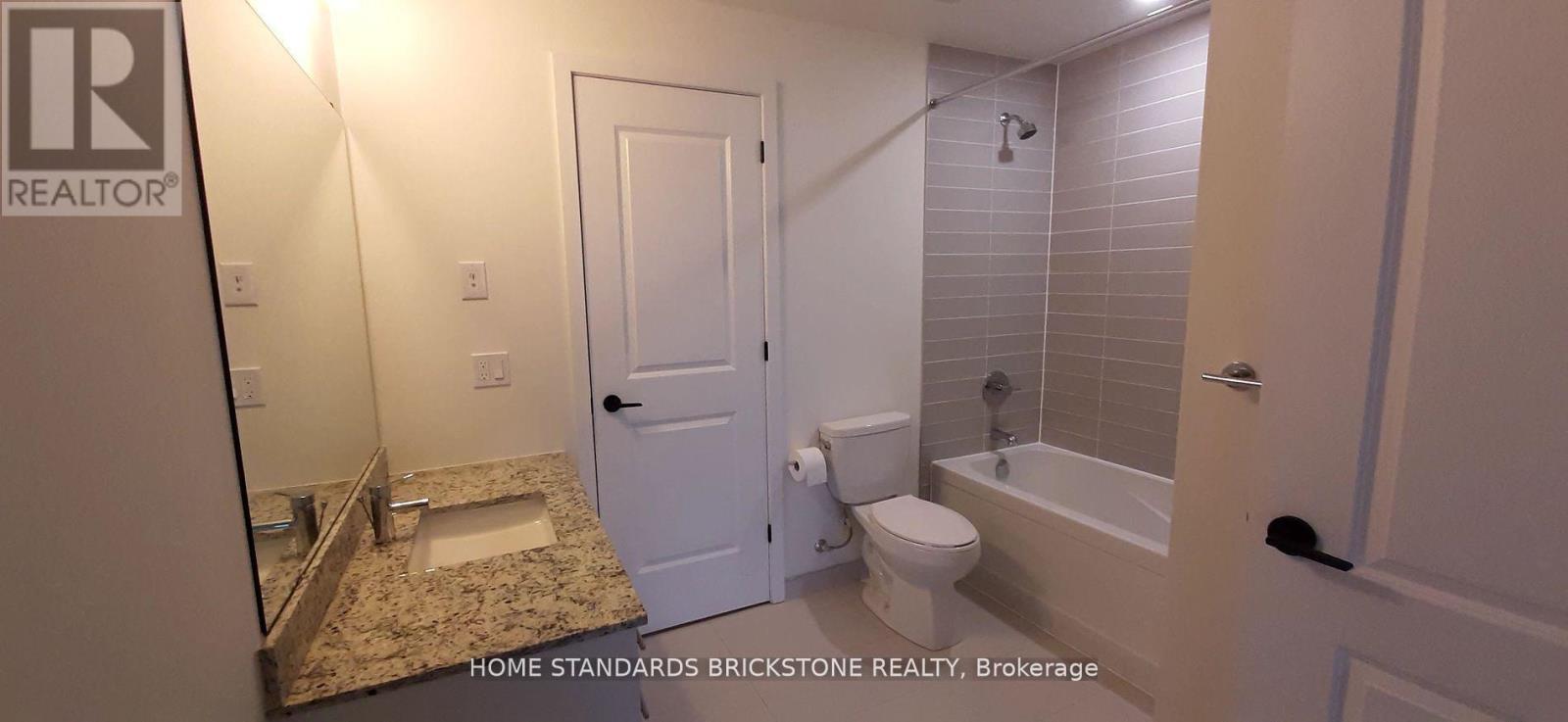 712 - 335 Wheat Boom Drive, Oakville, Ontario  L6H 7Y1 - Photo 6 - W12503564