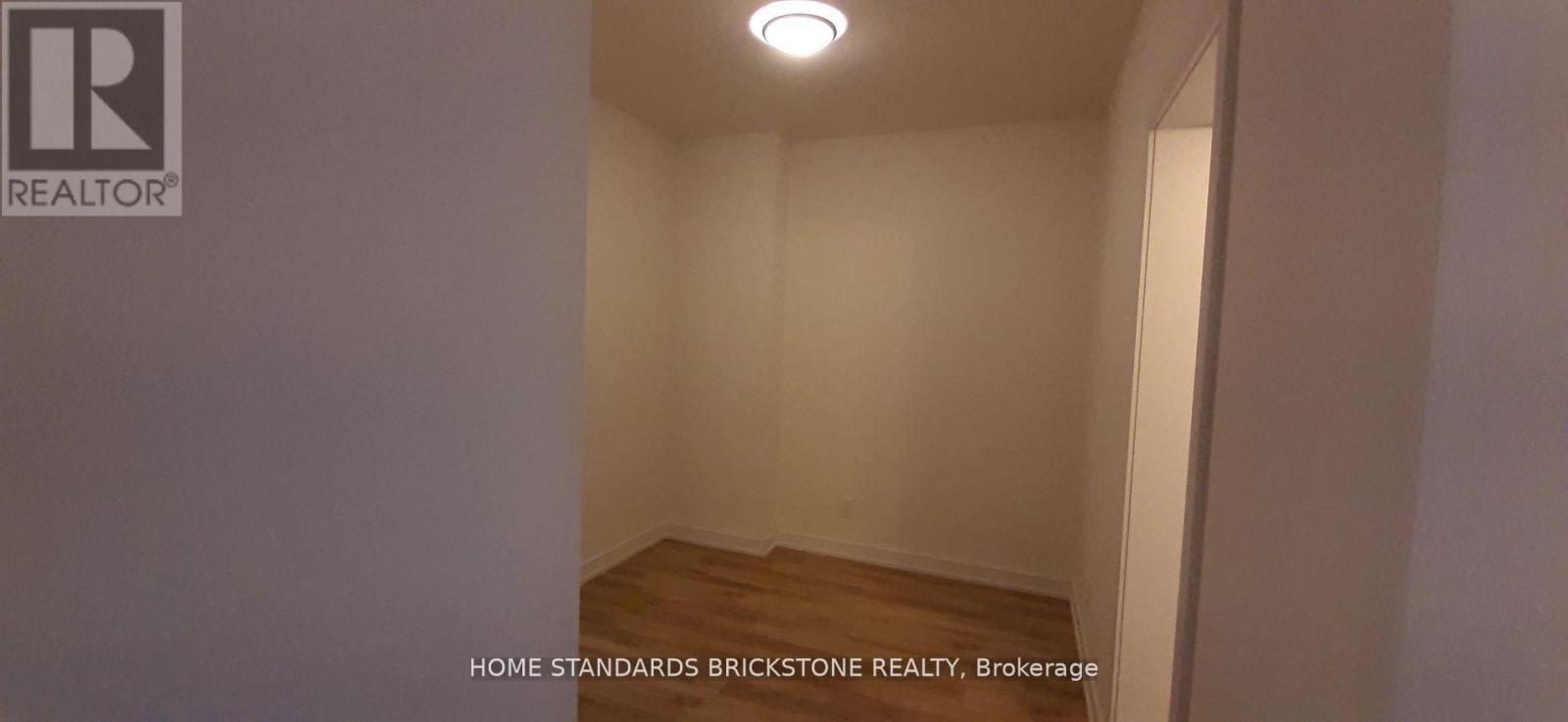 712 - 335 Wheat Boom Drive, Oakville, Ontario  L6H 7Y1 - Photo 8 - W12503564