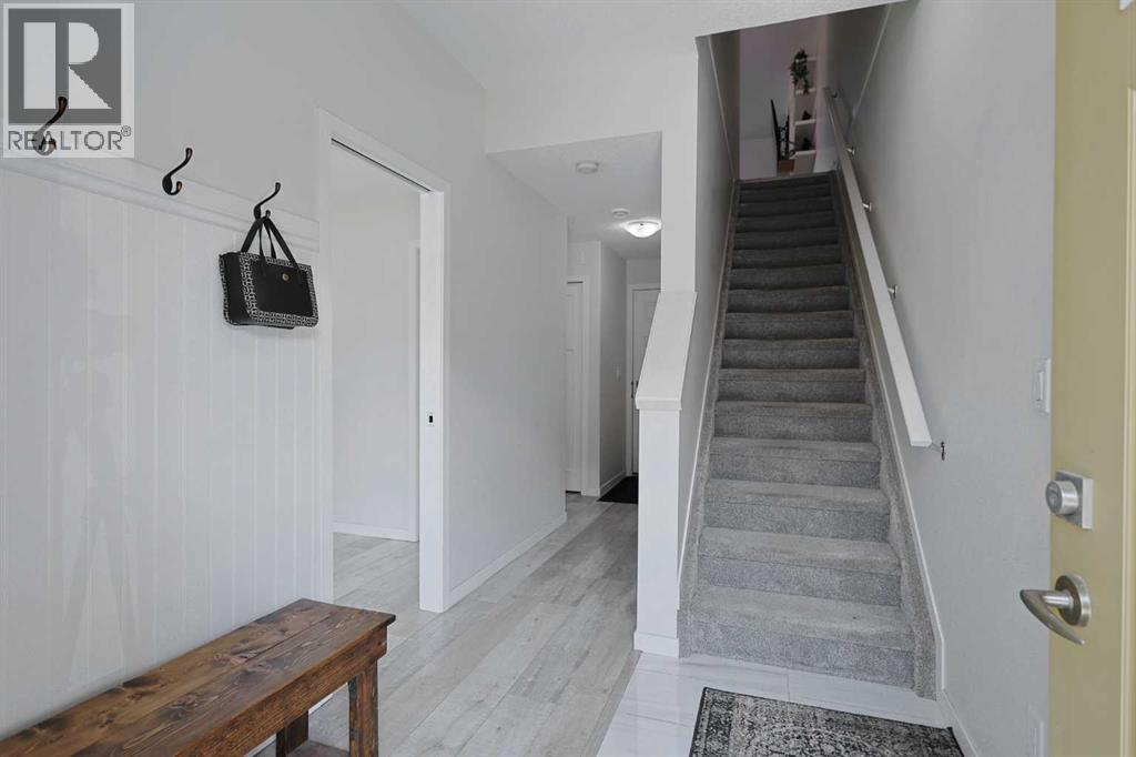 220 South Point Park Sw, Airdrie, Alberta  T4B 5C3 - Photo 8 - A2226492