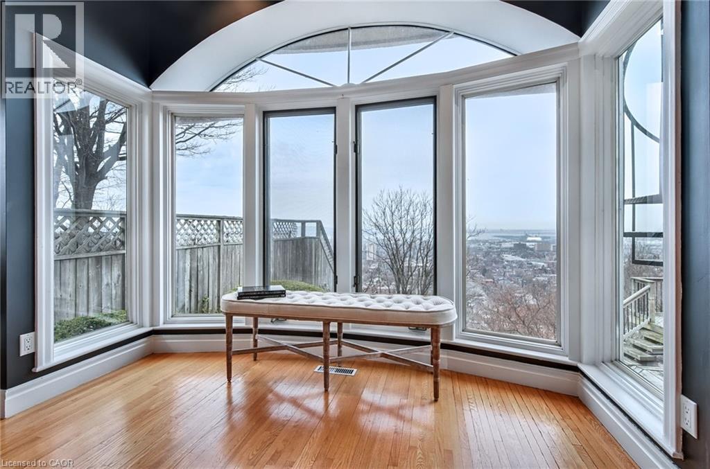 91 Mountain Park Avenue, Hamilton, Ontario  L9A 1A1 - Photo 23 - 40765802