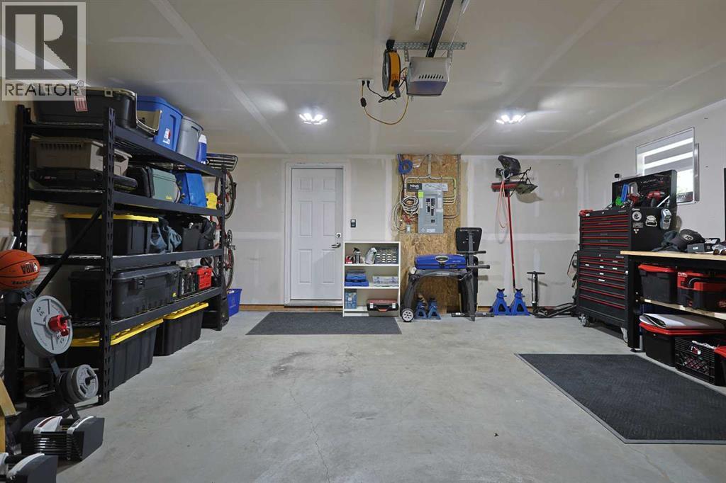 220 South Point Park Sw, Airdrie, Alberta  T4B 5C3 - Photo 32 - A2226492