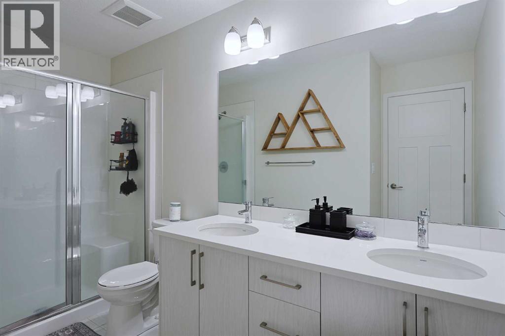 220 South Point Park Sw, Airdrie, Alberta  T4B 5C3 - Photo 22 - A2226492