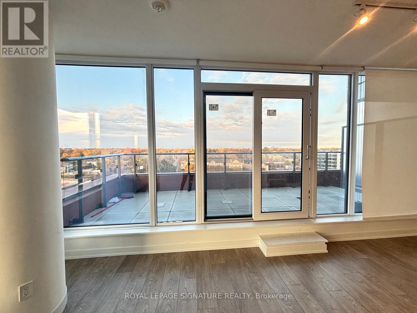 721 - 28 Ann Street, Mississauga (Port Credit), Ontario  L5G 0E1 - Photo 13 - W12502488