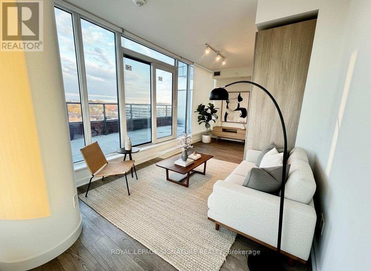 721 - 28 Ann Street, Mississauga (Port Credit), Ontario  L5G 0E1 - Photo 4 - W12502488