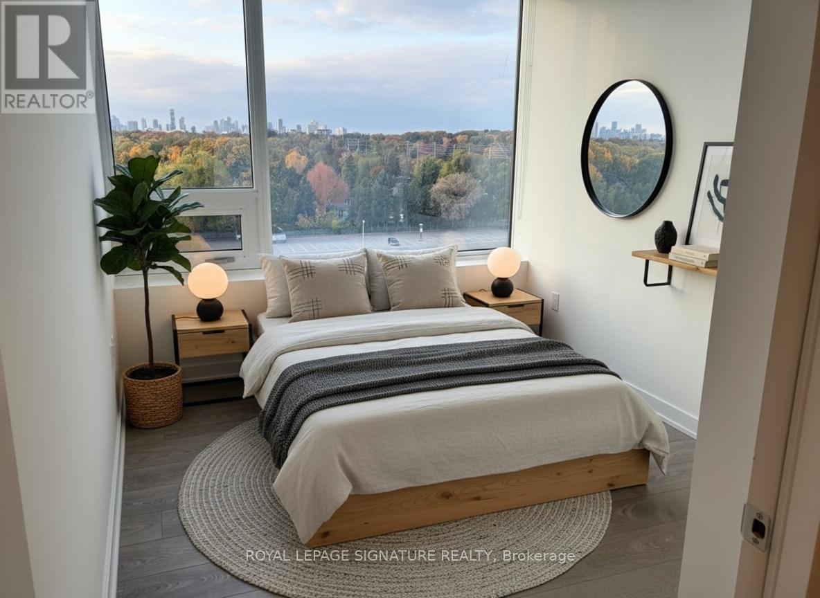 721 - 28 Ann Street, Mississauga (Port Credit), Ontario  L5G 0E1 - Photo 7 - W12502488