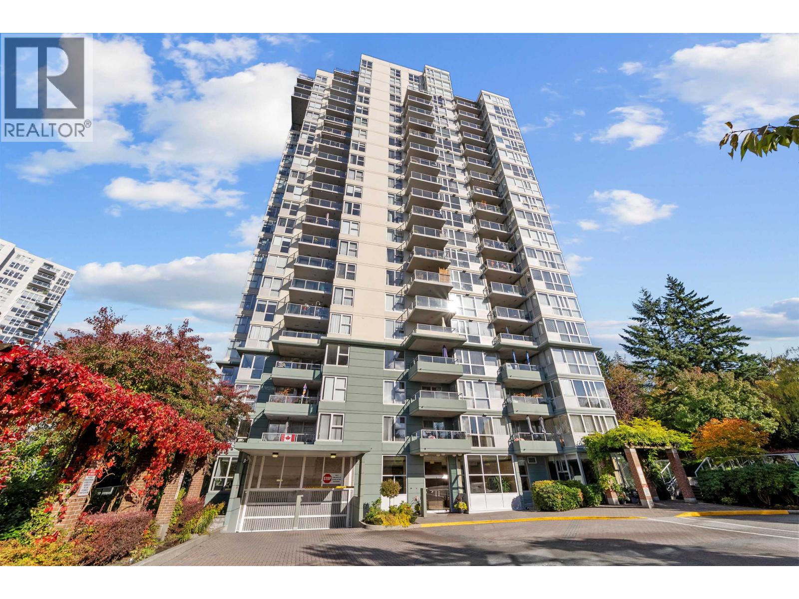 405 295 Guildford Way, Port Moody, British Columbia V3H 5N3 - Photo 2 - R3061147